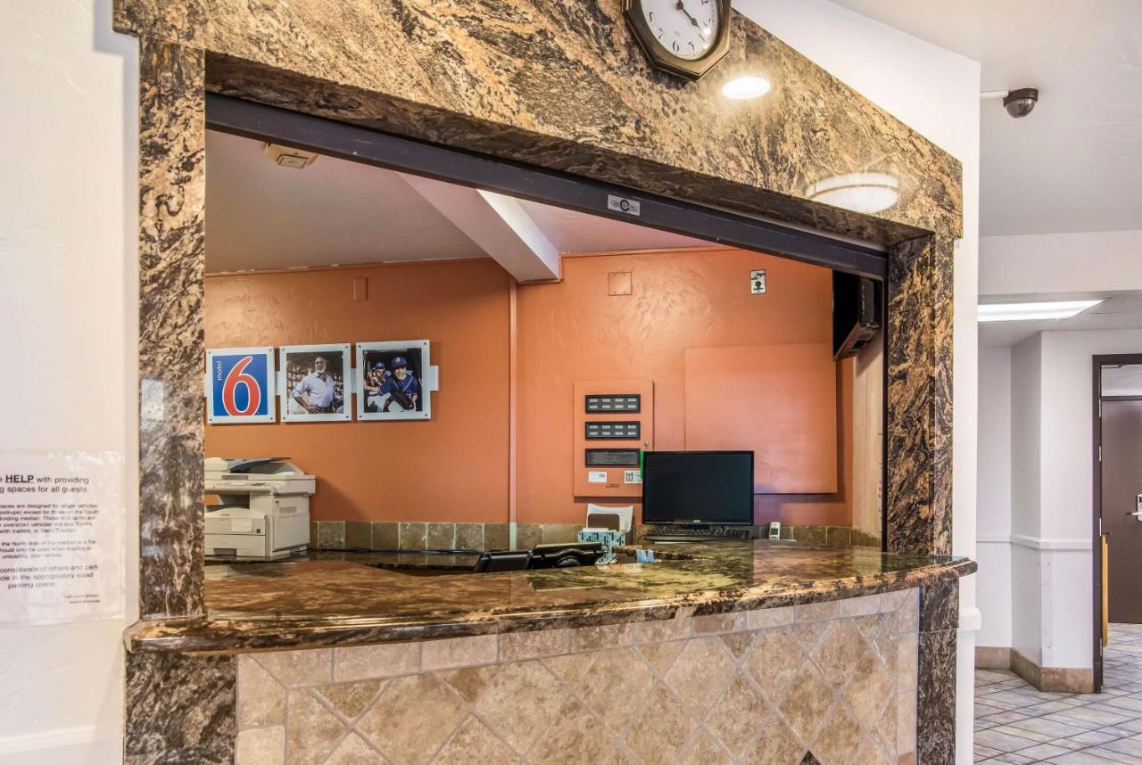 Motel 6-Wilsonville, Or - Portland Bagian luar foto