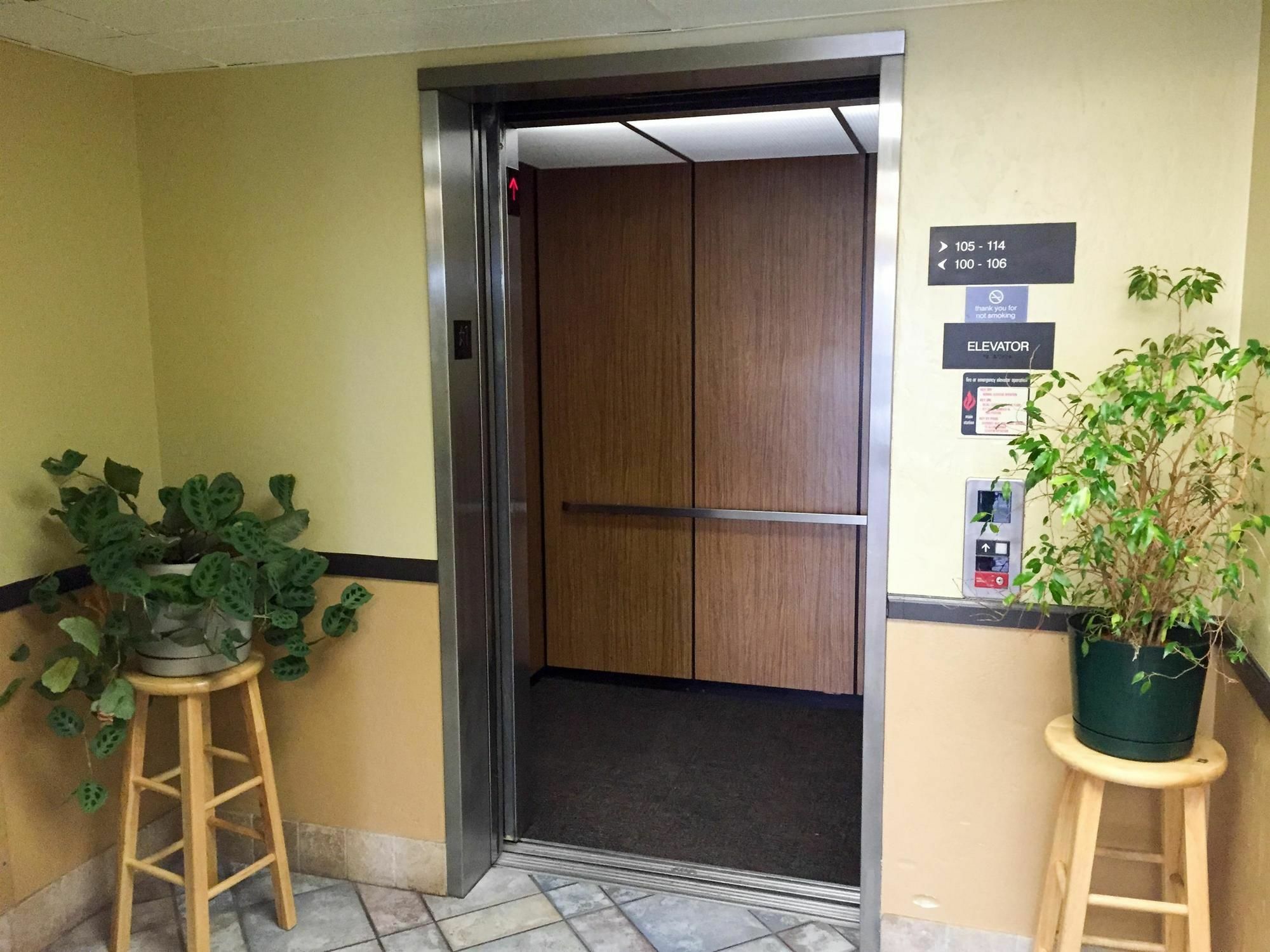 Motel 6-Wilsonville, Or - Portland Bagian luar foto